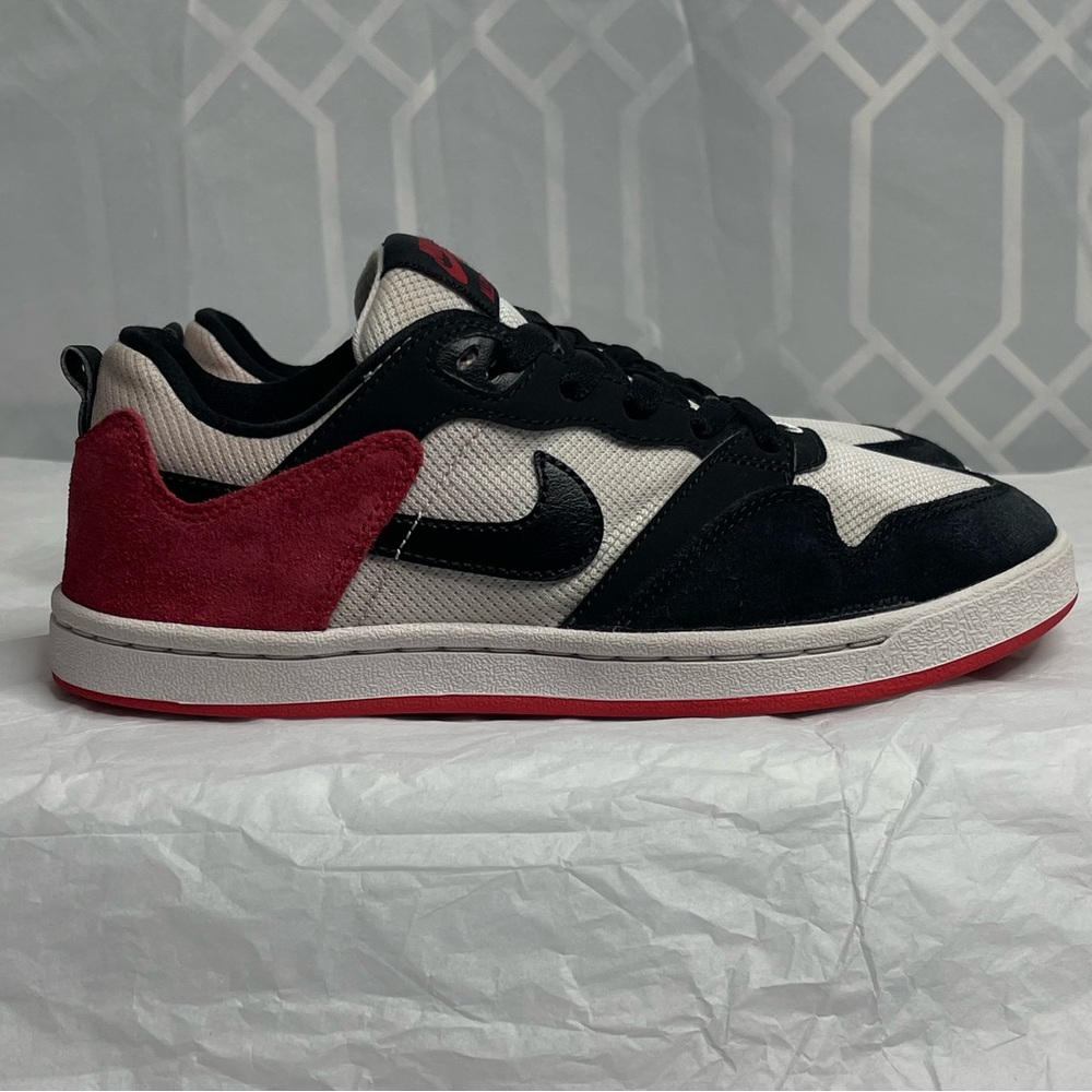 Nike SB Alleyoop GS Black University Red White Boys Size 5.5Y Womens 7